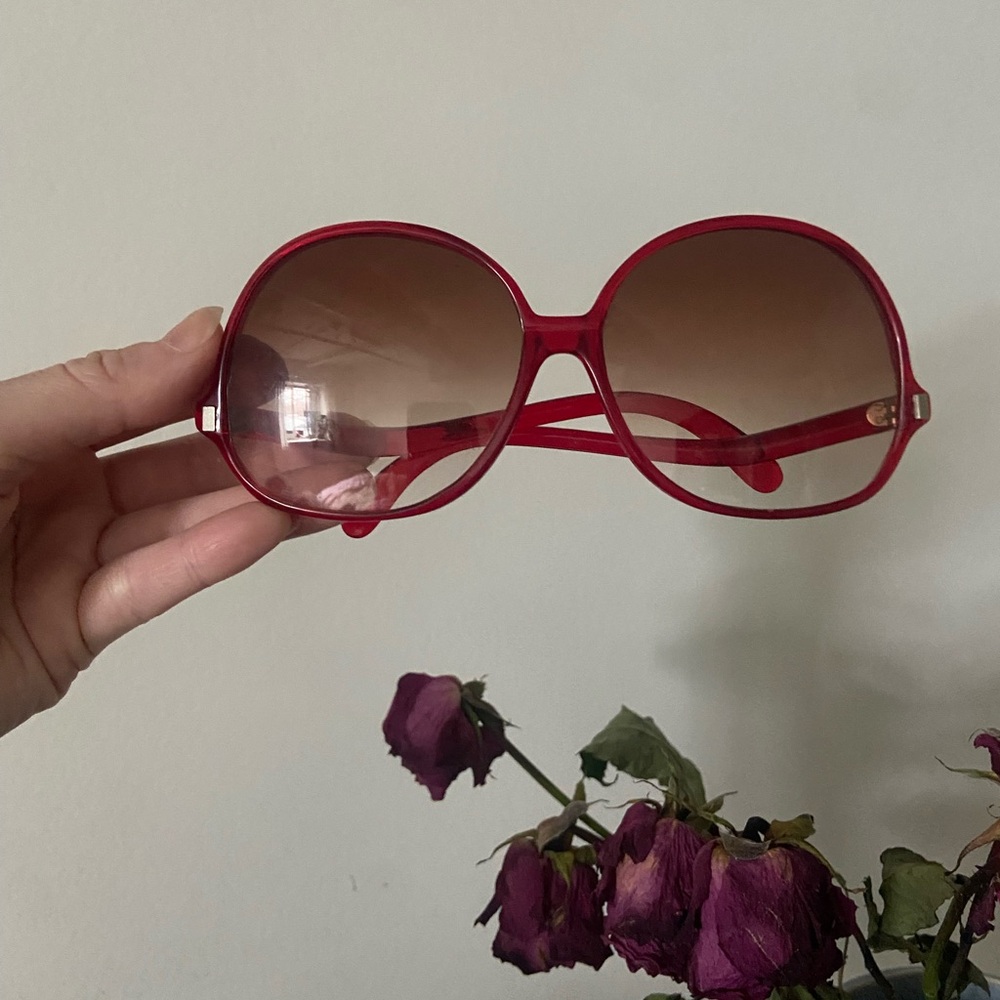 Chic authentic 1970s oversize Ruby Red Sunglasses - image 3